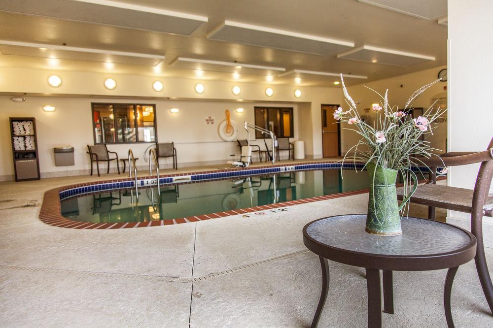 Holiday Inn Express & Suites Yankton By Ihg Ngoại thất bức ảnh
