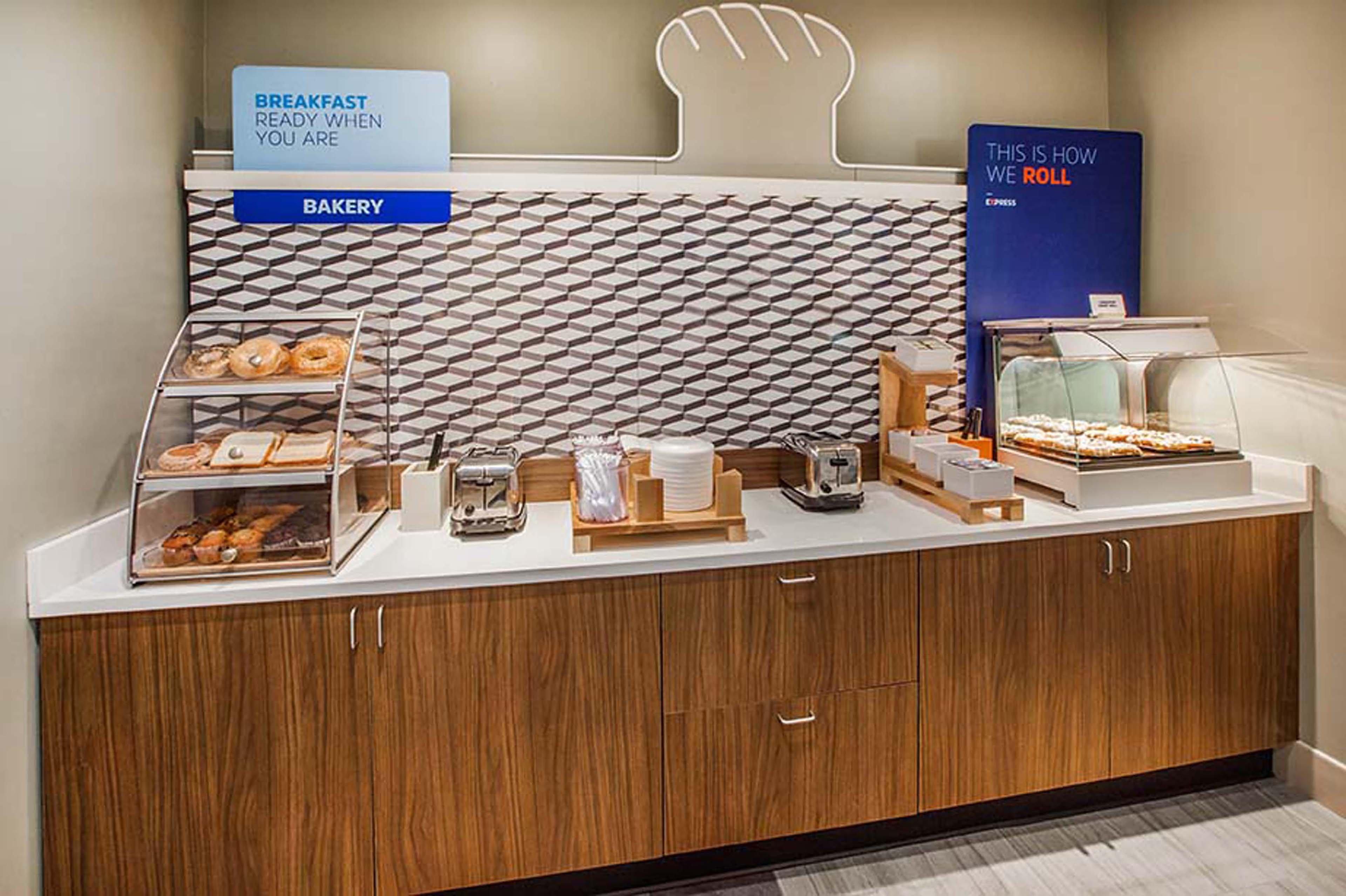 Holiday Inn Express & Suites Yankton By Ihg Ngoại thất bức ảnh