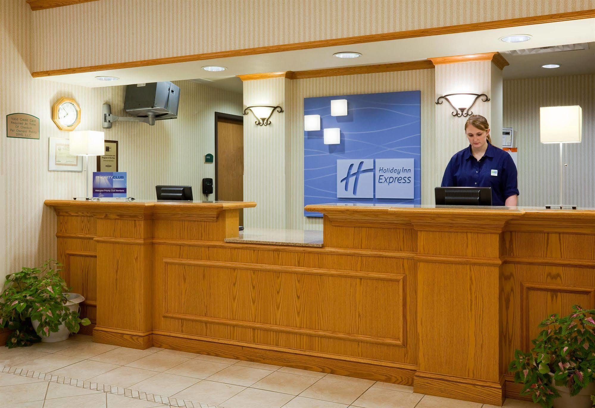 Holiday Inn Express & Suites Yankton By Ihg Nội địa bức ảnh