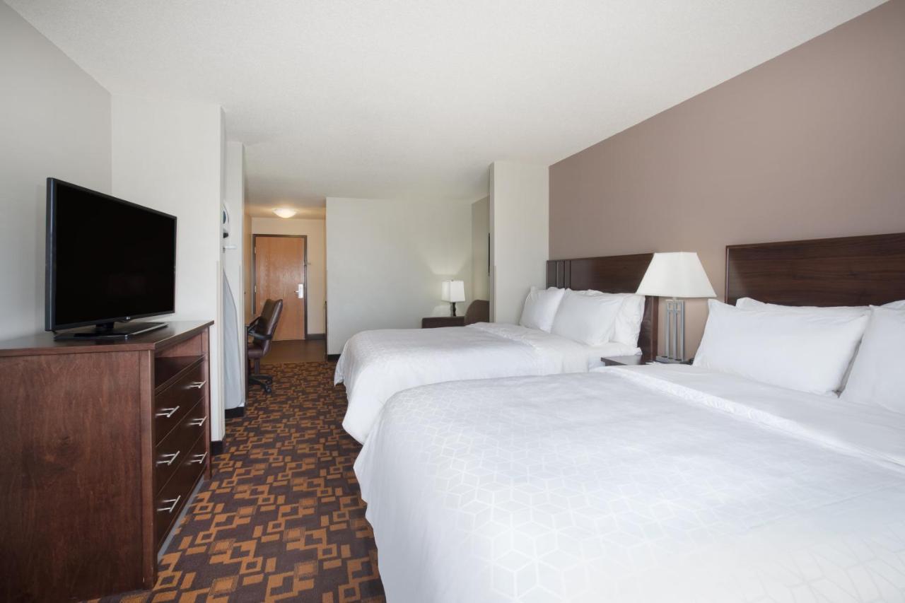 Holiday Inn Express & Suites Yankton By Ihg Ngoại thất bức ảnh